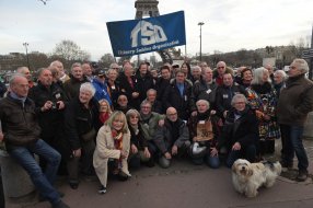 Les pilotes du 1er Dakar réunis à Paris 40 ans (...)