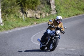 [VIDEO] Essai de la Moto Guzzi V7 2021