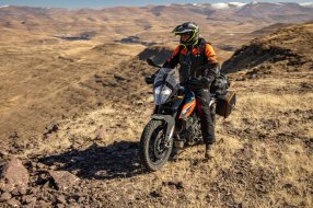 Essai KTM 390 Adventure 2022 : petite cylindrée, grandes (...)
