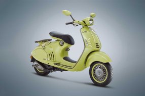 La Vespa 946 célèbre ses 10 ans avec une édition (...)