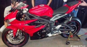 Photo volée : la Triumph Daytona 675 2013 ?