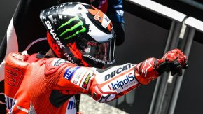 MotoGP : Lorenzo brille en Autriche après un final à (...)