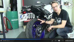 Tuto mécanique moto : améliorer la tenue de route