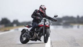 Ducati dévoile son nouveau Scrambler Urban Motard