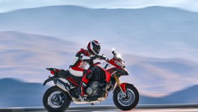 Ducati présente la Multistrada V4 Pikes Peak
