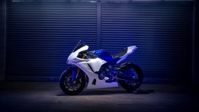 Yamaha R1 GYTR 2023 : une pistarde parée pour la (...)