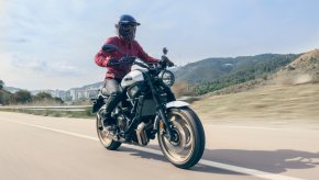 Yamaha XSR700 Legacy 2023 : la nouvelle variante du (...)