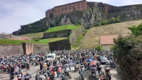 Belfort : 2000 motards contre le contrôle technique des (...)
