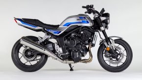Honda CB1000F Concept : un frelon néo-rétro à l'approche