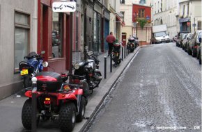 Stationner sa moto sans gêner Stationner sa moto sans gêner