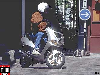 Peugeot 125 Elyséo : maniabilité