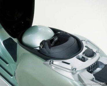 Vespa 125 Gran Turismo ; rangements