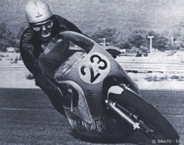 Christian Léon sur Kawa H1R