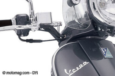 Vespa 125 LXV : phare