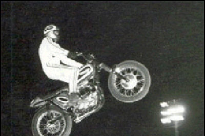 Evel Knievel : sauteur hors pair