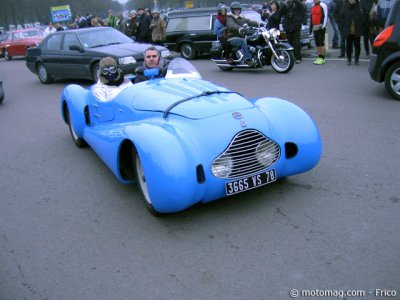 14e Traversée de Paris : prototype Simca