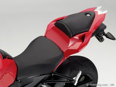 BMW S 1000 RR 2012 : arrière affiné