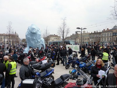Manif du 13 mars : 2000 motards à Bordeaux
