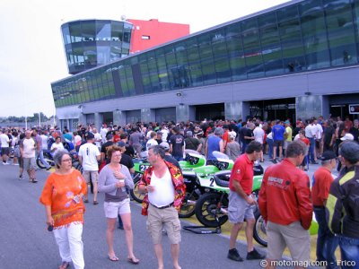 Journées Coyote 2011 : expo moto et apéro