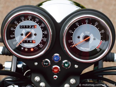 Triumph Bonneville : tableau de bord