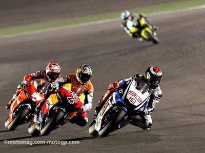 MotoGP du Qatar : Lorenzo remonte
