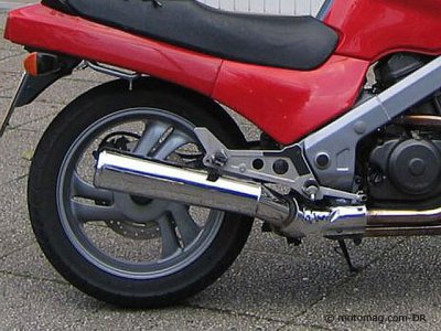 Honda 650 NTV : pot à surveiller