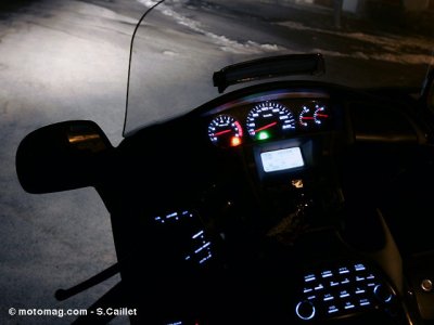 Honda 1800 Goldwing : roulage de nuit