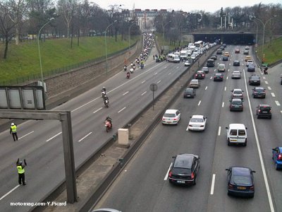Manif à Paris : sur le périph, moto par moto