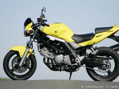 Essai Suzuki SV 650 N : béquille