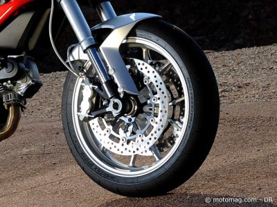 Essai Ducati 1100 Monster : freins