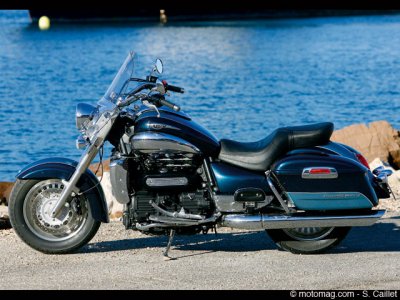 Triumph Rocket III Touring : options, aie !