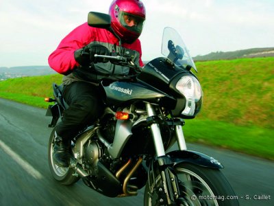 Kawasaki 650 Versys : comportement dynamique