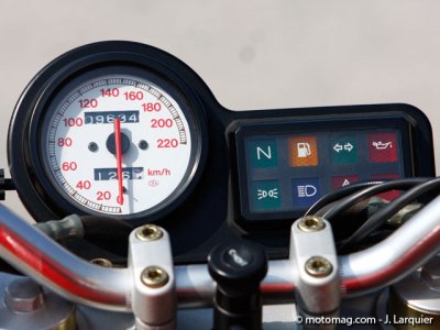 Ducati Mostro : tableau de Bord M900