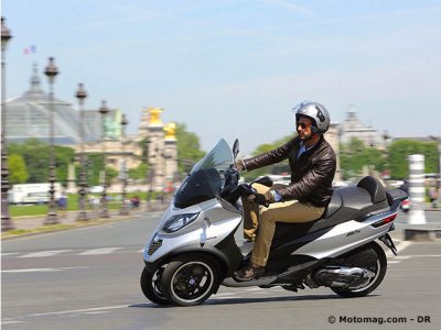 Piaggio MP3 500 Sport : ABS et ARS en 2014