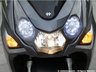 Daelim 125 S3 2011 : des optiques bien visibles