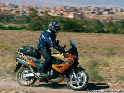 Honda 1000 Varadero : faux trail