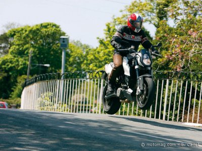 KTM 990 Super Duke : l’appel de Man