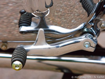 Triumph Bonneville : jolis chromes