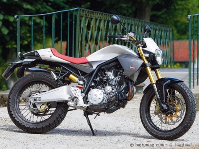 Derbi 659 Mulhacèn : poum, poum, poum