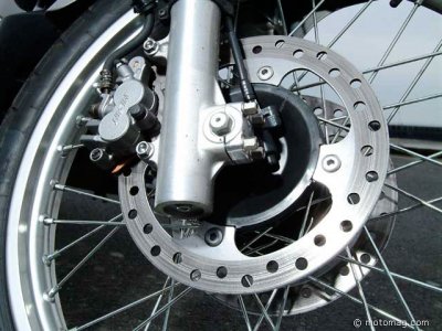 Honda 650 XLV Transalp : freins bloqués