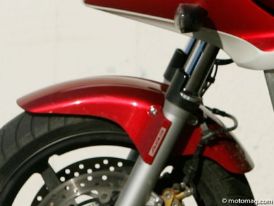 Honda CB 1300 F : passe le joint !