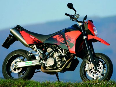 KTM 950 Supermoto : freins (trop ?) puissants