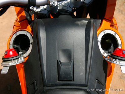 KTM 950-990 Adventure : un dromadaire à 2 roues.
