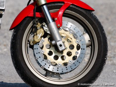 Ducati Mostro : Freinage M900