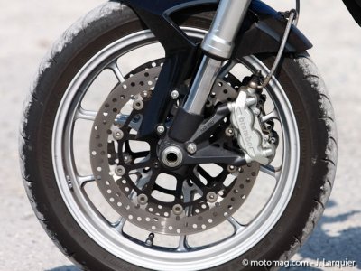 Ducati Mostro : freinage 1100cc