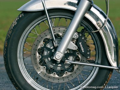 Moto Guzzi 1100 Vintage : train avant