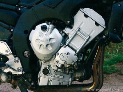 Yamaha 1000 FZ1 Fazer : moteur coupleux mais bridé