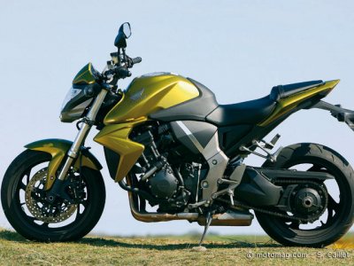 Honda CB1000R : tenue de route