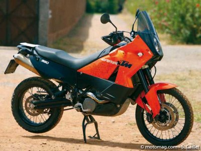 KTM 990 Adventure : train avant