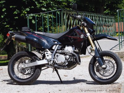 Suzuki DRZ 400 : pour les grands